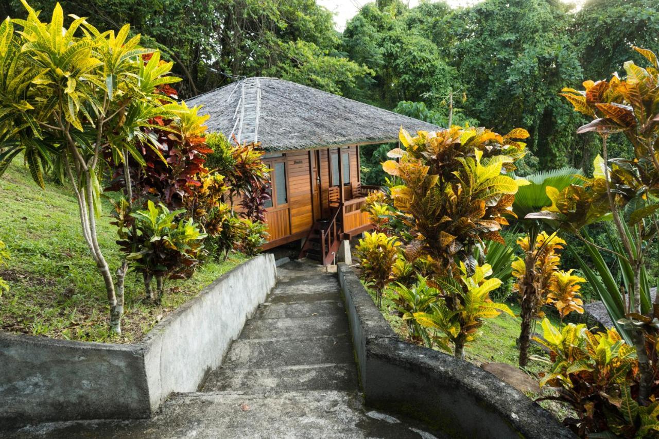 K2 Lembeh Dive Resort Bitung Eksteriør billede